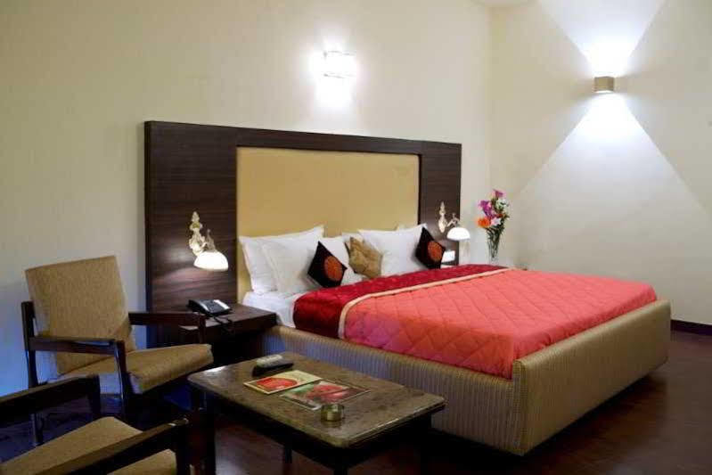 Hotel Mandakini Jaya International Hyderabad Bagian luar foto